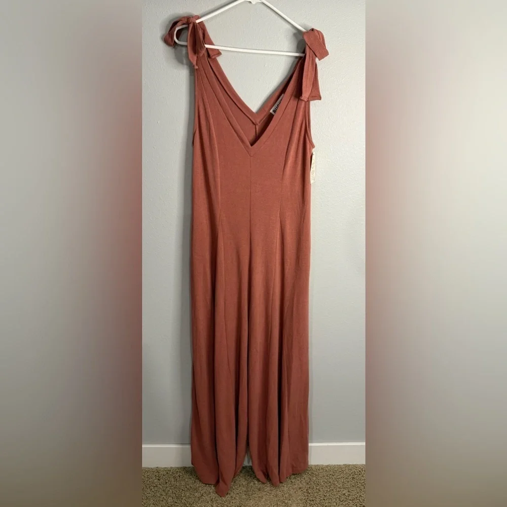 NWT Bucketlist Jumpsuit Wide Legs Medium